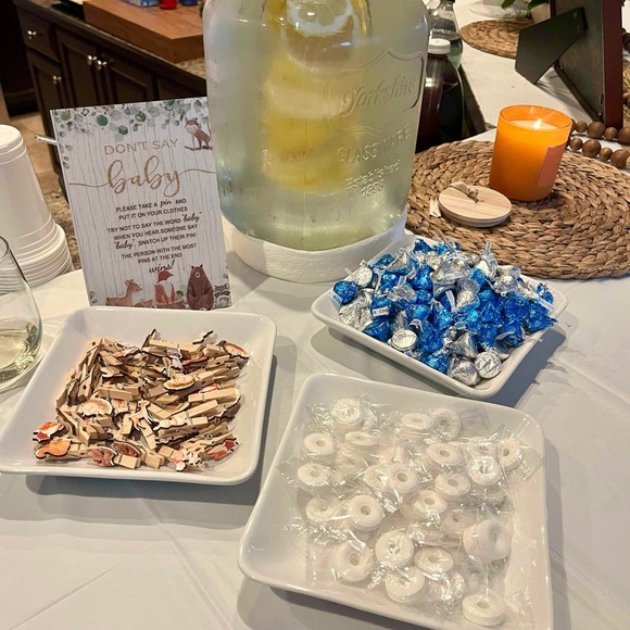 Lot of Woodland Baby Shower Decor & Games - Gently Used - Picture 6 of 7